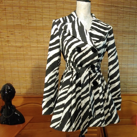 Helene Berman London Jackets & Blazers - Helene Berman Zebra Twill Trench Coat